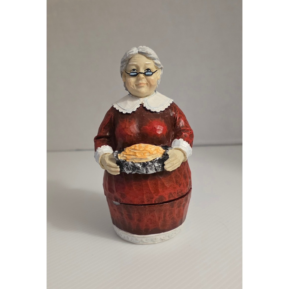 Vintage Figurine Trinket Box Granny Holding‎ Pie Hand Painted No Inscriptions